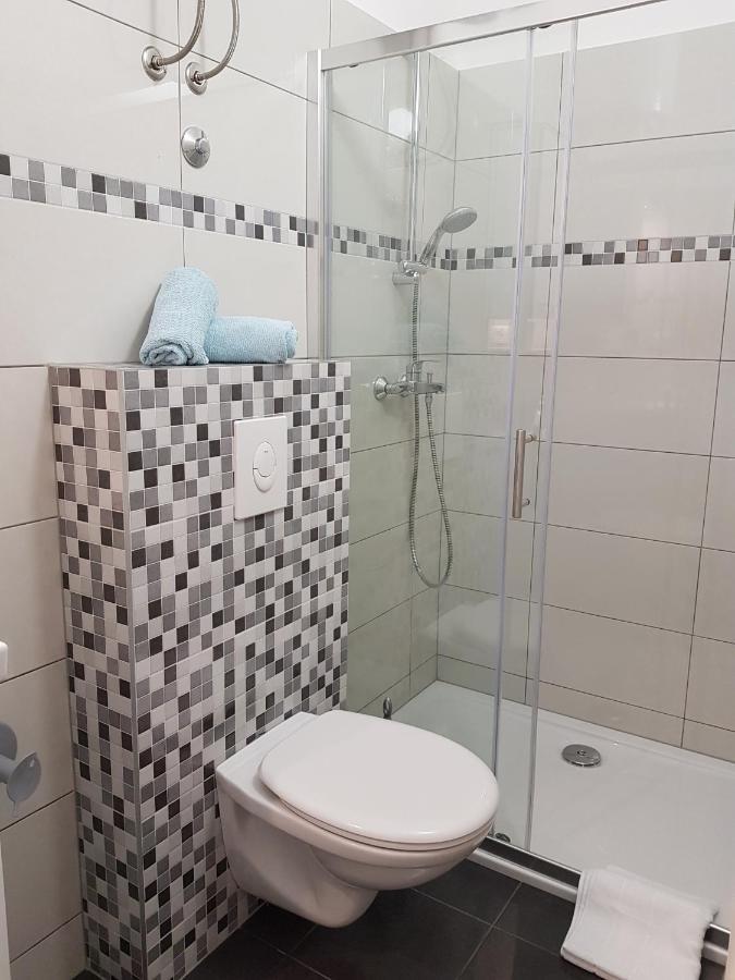 Apartments Ruzica 泽斯特拉格 外观 照片