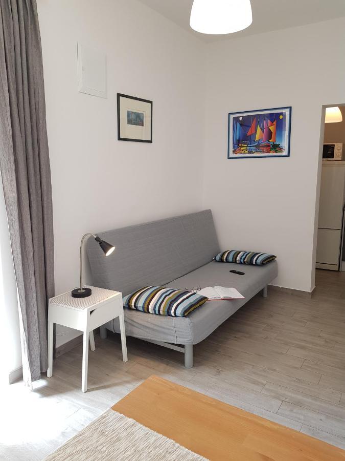 Apartments Ruzica 泽斯特拉格 外观 照片